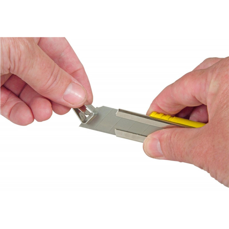 Нож FATMAX с отламывающимся сменным лезвием 18 мм и фиксатором Stanley [0-10-421]