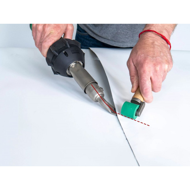 Щілинна насадка Leister 20 мм, кут 15°, вигнутий носик (вхідний отвір Ø32 мм)