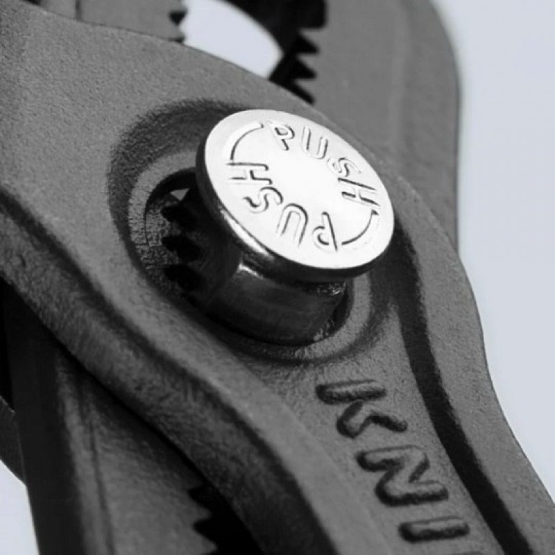 Плоскогубцы Cobra 180 мм, двухцветные, KNIPEX [87 99 180 S01] в белой рождественской подарочной коробке.