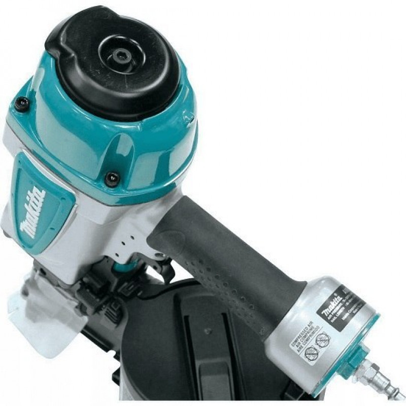 Пневматичний цвяхозабійник Makita для цвяхів 45-90 мм [AN902]