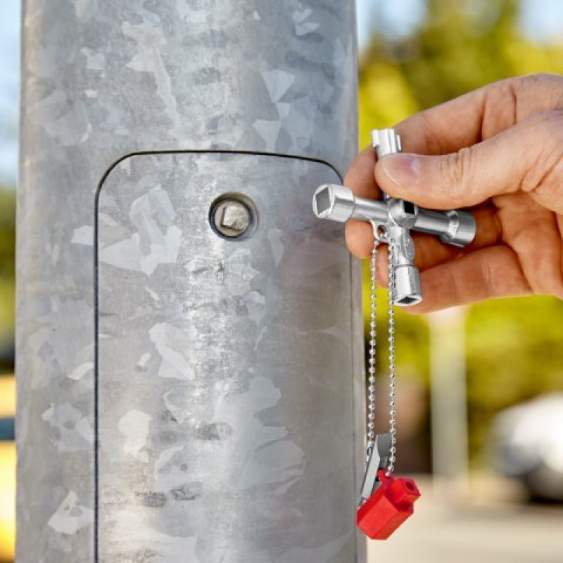 Універсальний ключ для шаф, розподільних щитів, коробок та запірних систем KNIPEX [00 11 03]