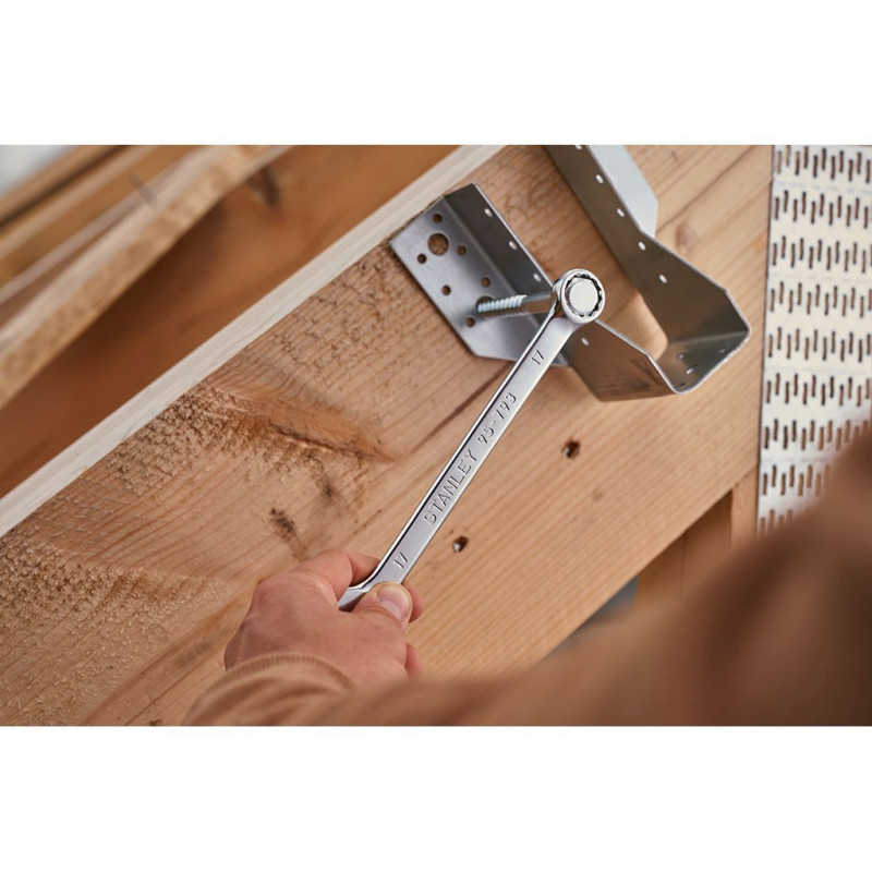 Сервисный комплект 142 предмета в футляре, торцевые ключи 1/4'' и 1/2'', плоскогубцы, отвертки, Stanley [STMT98109-1]