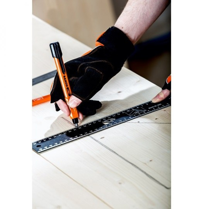 Стальной уголок 220×170 мм со шкалой, Bahco [9045-B-200]