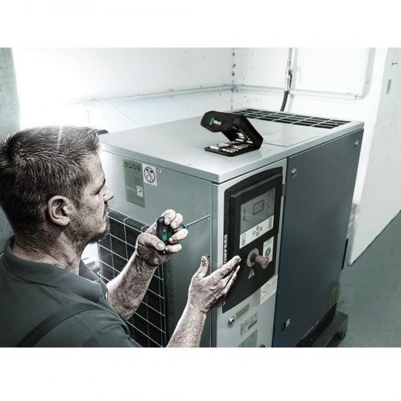 Набір із 16 біт 1/4 з Т-подібною ручкою та тріскачкою, Kraftform Kompakt 400 RA, Комплект 1 WERA [05023471001] 2go