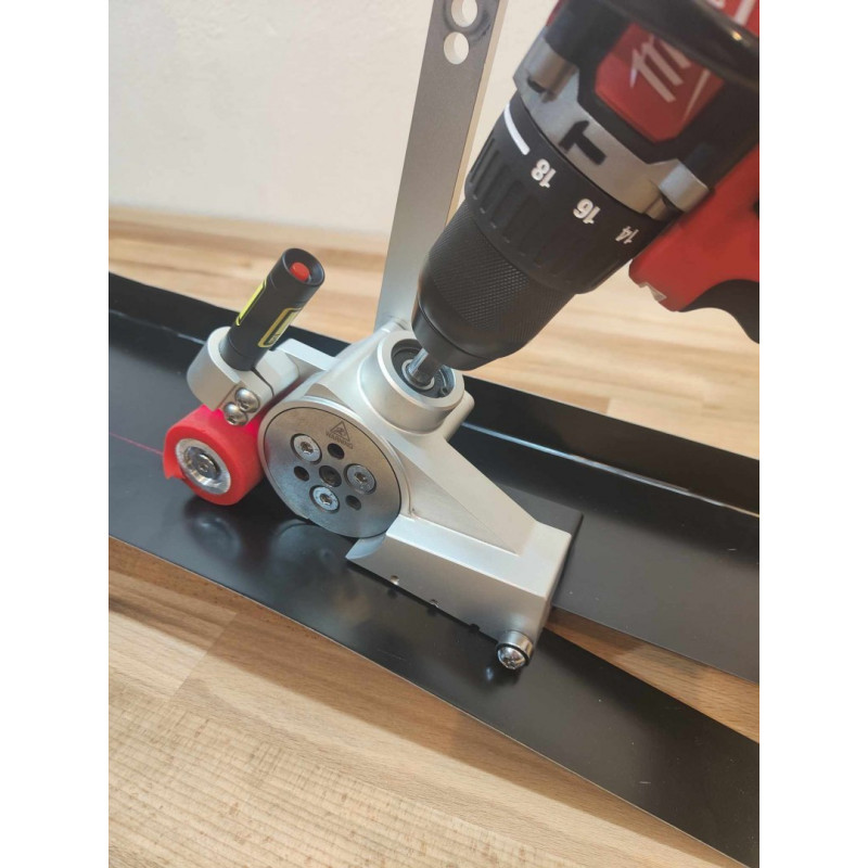 Рулонний різак для викрутки BUSCHMANN TOOLS