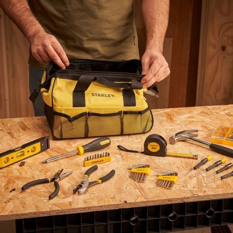 Набор из 38 инструментов и аксессуаров: отвертки, плоскогубцы, биты 1/4, Stanley [STMT0-74101] в сумке