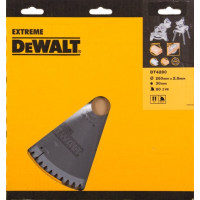 Дисковая пилка для резки дерева, ламината, алюминия, ПВХ 260/30 мм, толщина 2,6 мм, 80 зубцов Extreme Dewalt [DT4280-QZ]