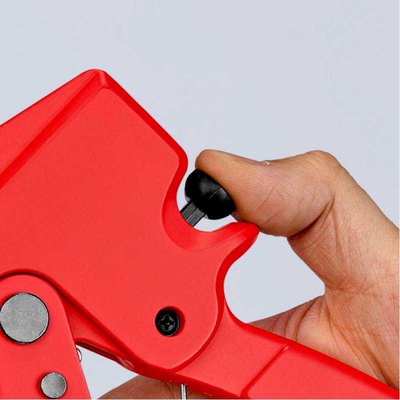 Різак для труб та шлангів для пластикових труб та шлангів діаметром 6-35 мм, KNIPEX [94 10 185]