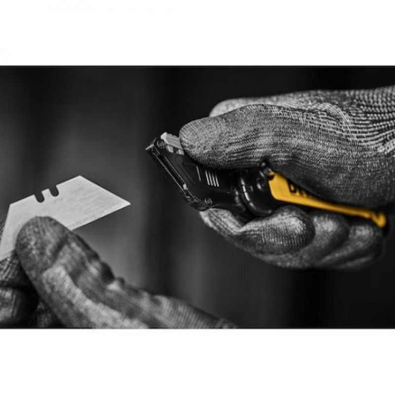 Складаний ніж з трапецієподібним лезом, DeWalt [DWHT10991-0]