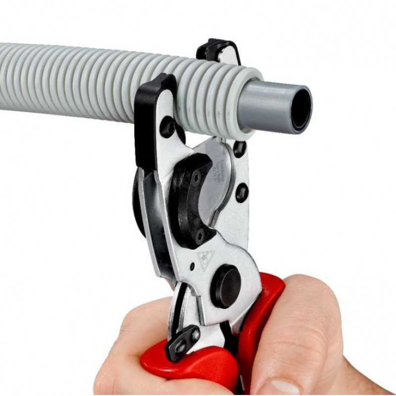 Труборези для композитних труб 26 мм та захисних труб 18-35 мм, KNIPEX [90 25 20]