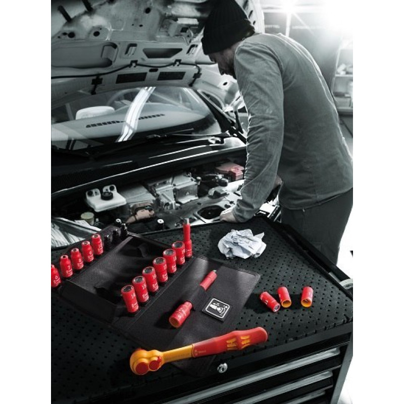 Набор из 17 изолированных головок VDE с трещоткой Zyklop 3/8, 8100 SB VDE 1, WERA [05004970001] 2go, метрические