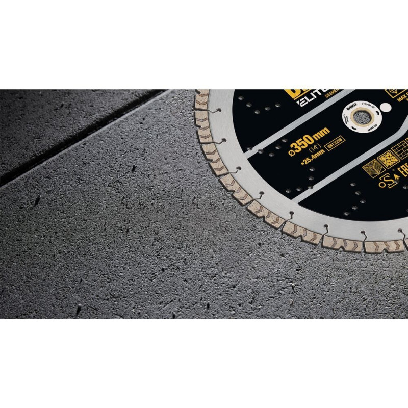 Сегментований алмазний диск для різання бетону 300/25,4 мм, серія ELITE, DeWalt [DT20463-QZ]