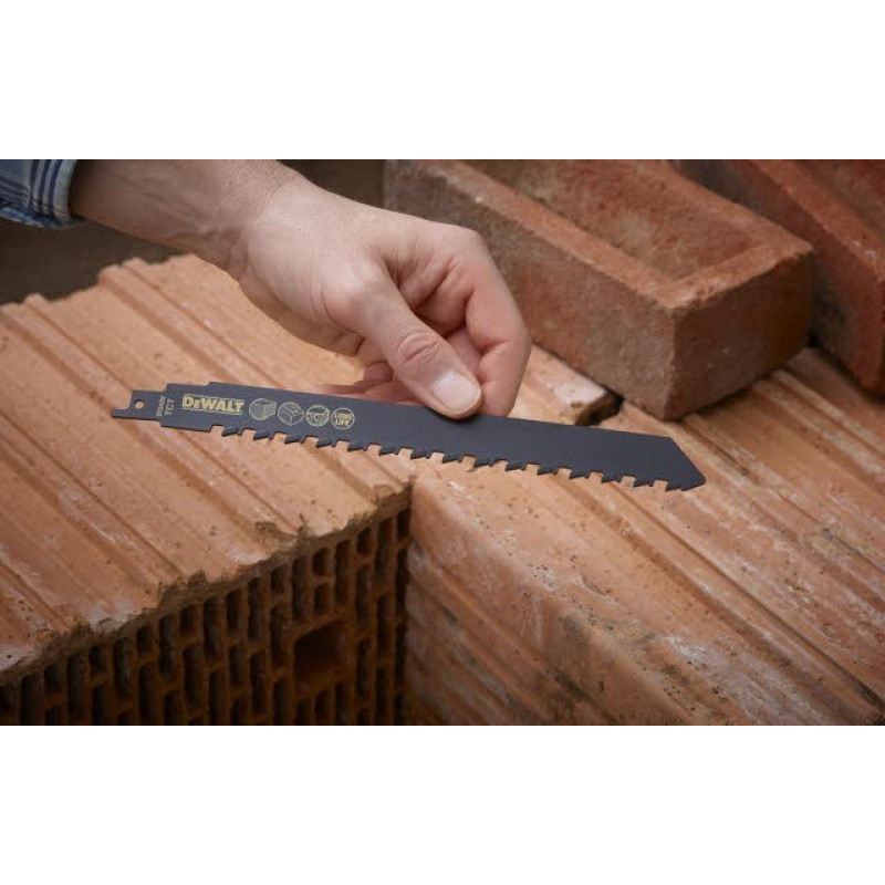 Полотно для возвратно-поступательной пилы для резки бетона, кирпича, поролона и цемента со стекловолокном, 240 мм, DeWALT [DT2420-QZ]
